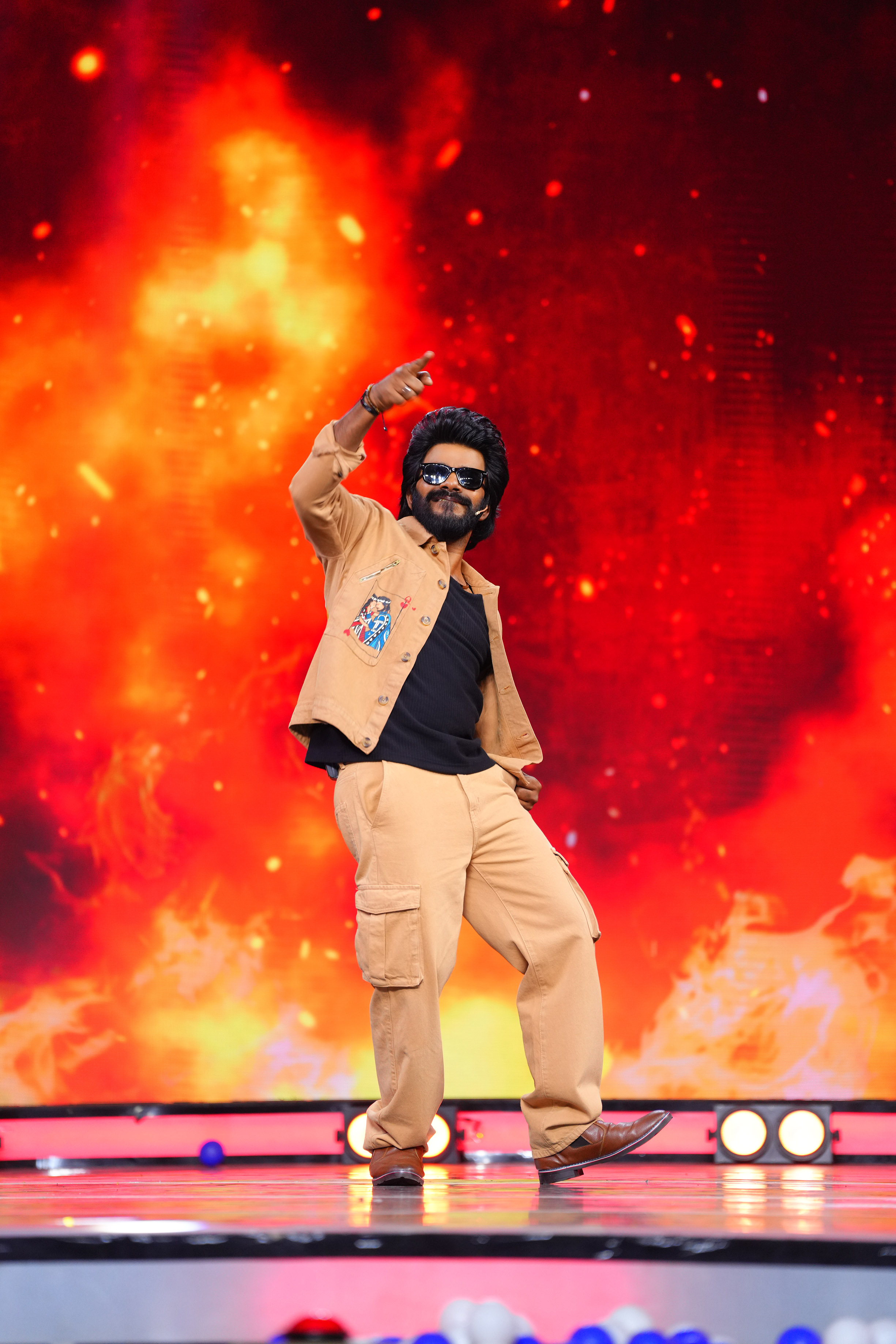 family stars show sudheer photos